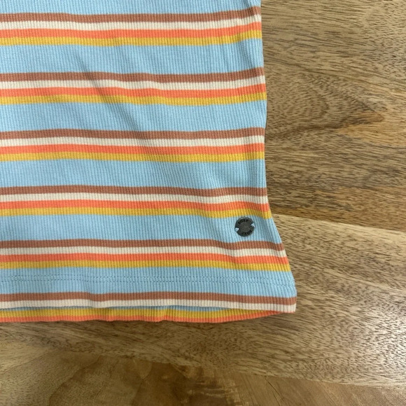 Roxy stripped tank NWT size XS - Picture 2 of 4